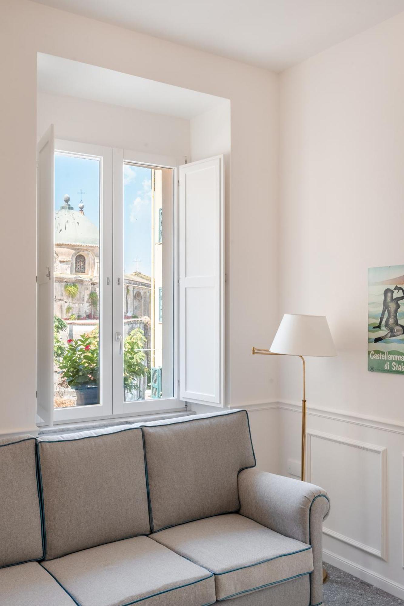 Palazzo Desiderio Apartment Castellammare di Stabia Exterior foto