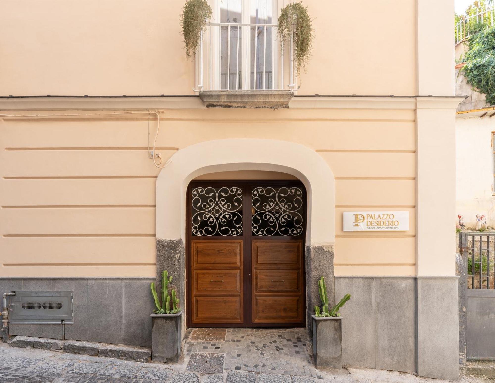Palazzo Desiderio Apartment Castellammare di Stabia Exterior foto